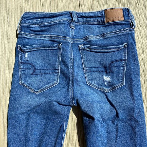 🍁50% Off Sale 🍁 American Eagle Jeans - Picture 5 of 9
